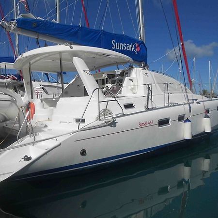 Tahiti Sail And Dive Hotel Vaitape Exterior photo